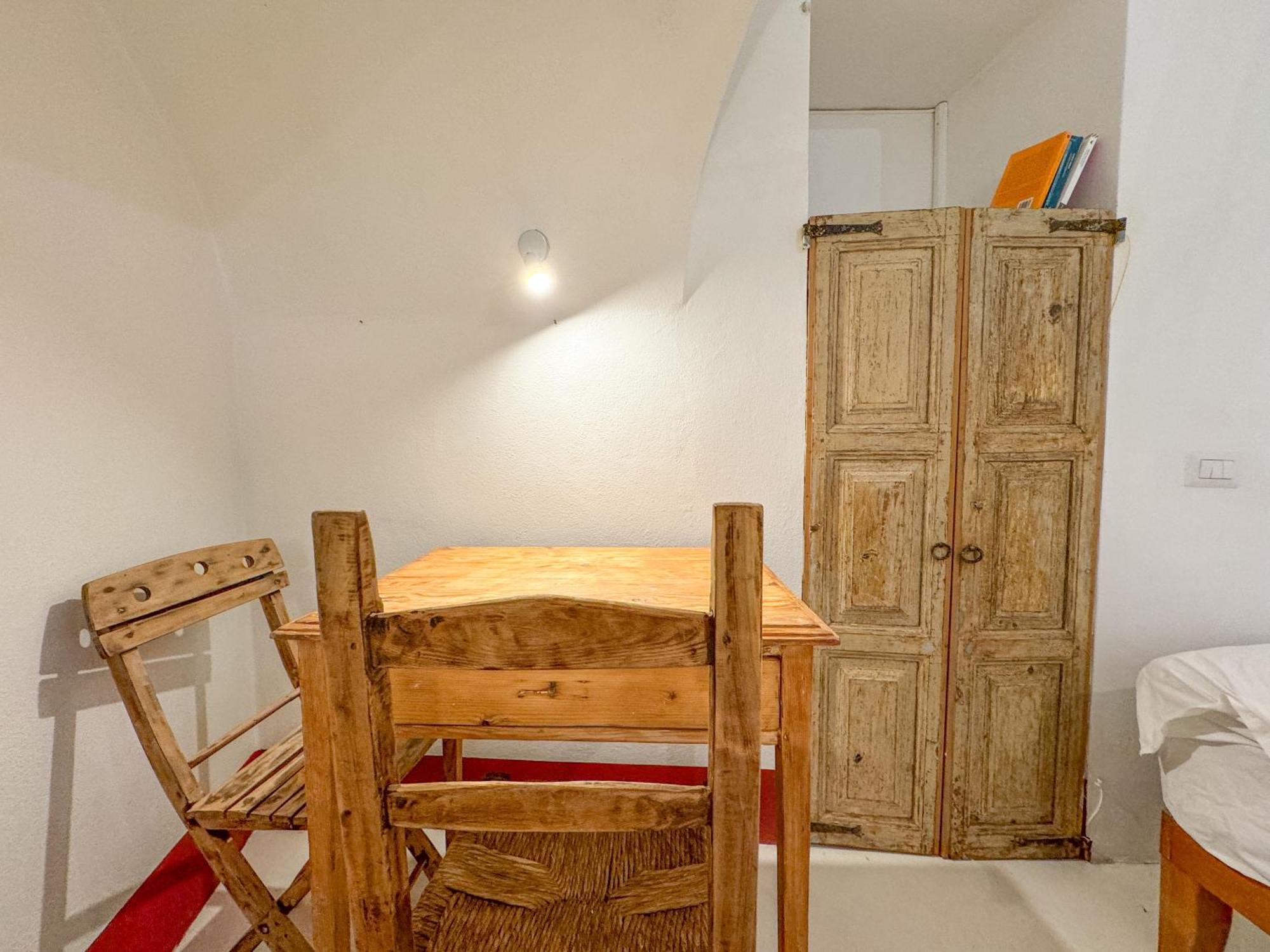 Kalma - Genovesi Mini House Apartment Каляри Екстериор снимка